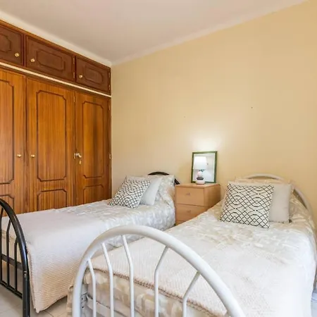 Apartment 2 Bedroom Vilamoura - 10 Min To Marina Quarteira